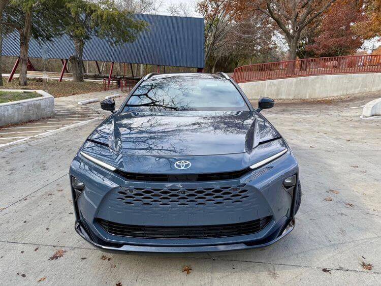 2025-toyota-crown-signia-grille-carpro (1)