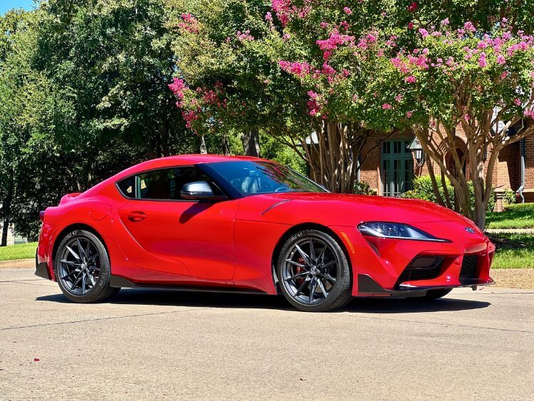 2025-toyota-supra-3.0
