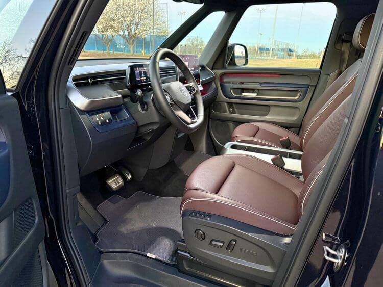 2025-vw-id-buzz-interior-3.jpg