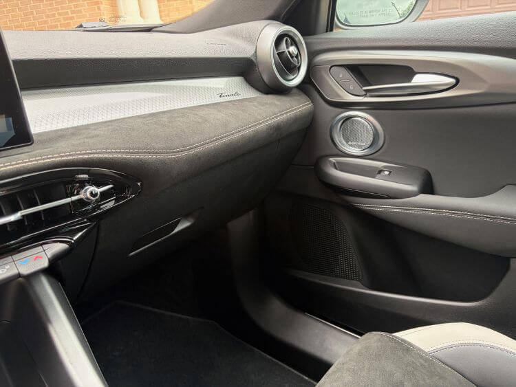 2026-Alfa-Romeo-Tonale-Sport-Speciale-dash