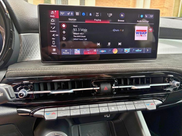 2026-Alfa-Romeo-Tonale-Sport-Speciale-wbap