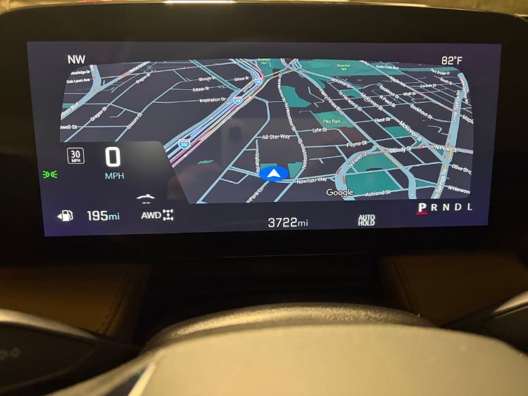 2026-Chevrolet-Equinox-ACTIV-navigation-center-display-2