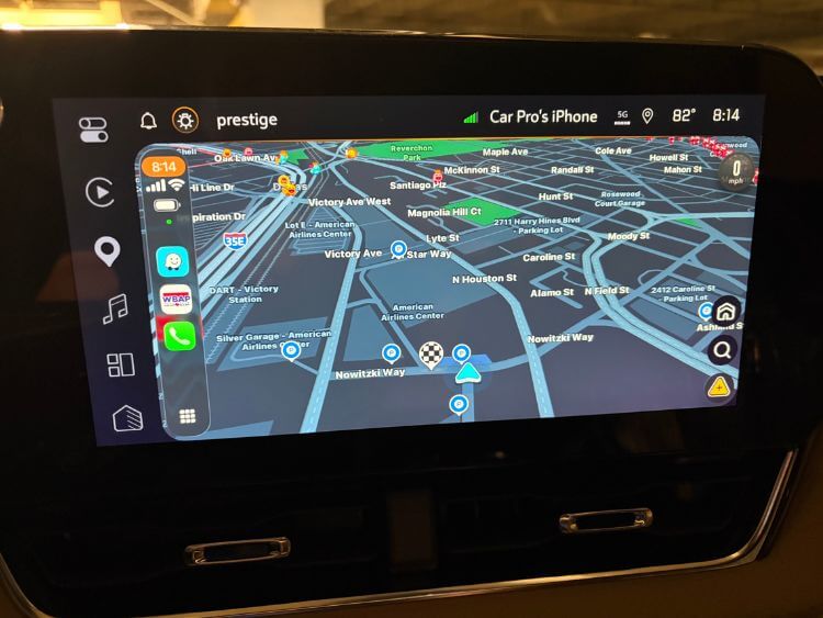 2026-Chevrolet-Equinox-ACTIV-navigation-center-display