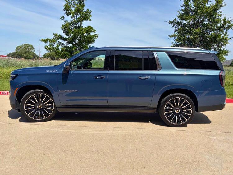 2026-Chevrolet-Suburban-High-Country-exterior-2-CarPro