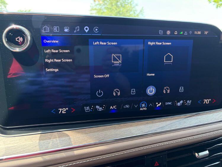 2026-Chevrolet-Suburban-High-Country-multimedia-entertainment