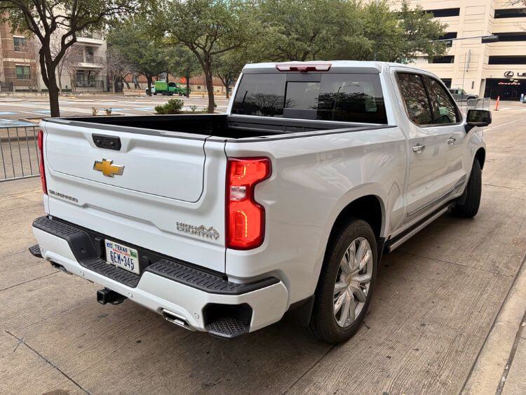 2026-Chevy-silverado-1500-high-country-exterior-tail-gate-2jpg