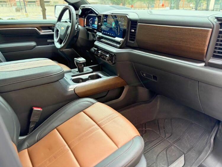 2026-Chevy-silverado-1500-high-country-passenger-side-dash