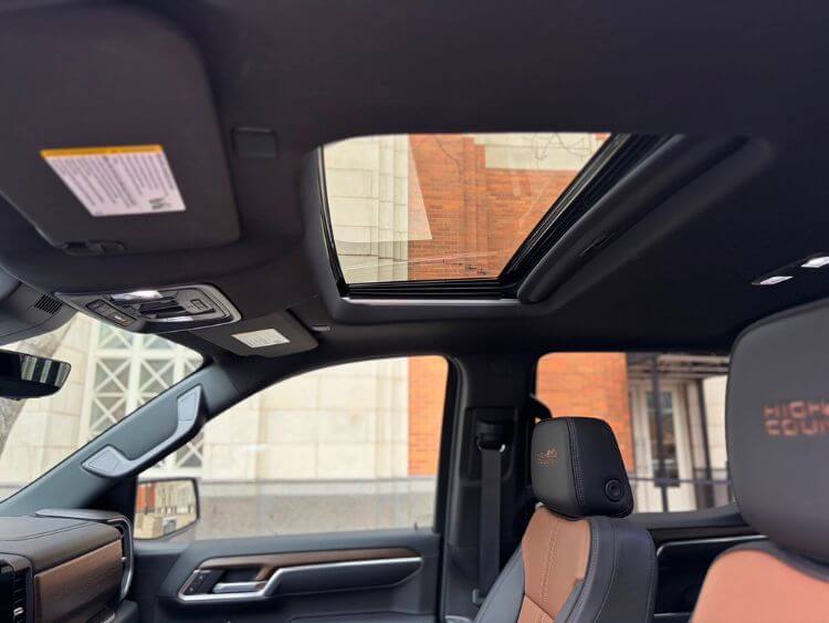 2026-Chevy-silverado-1500-high-country-sunroof
