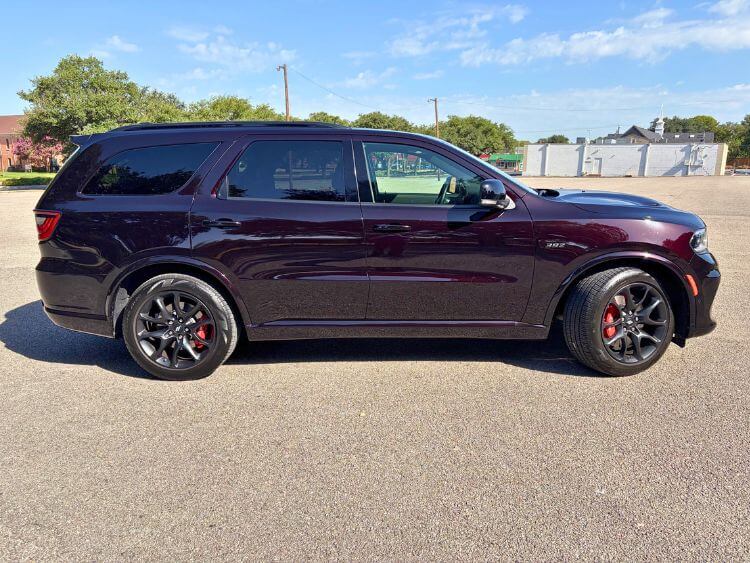 2026-Dodge-Durango-RT-Launch-Edition-exterior07-profile-