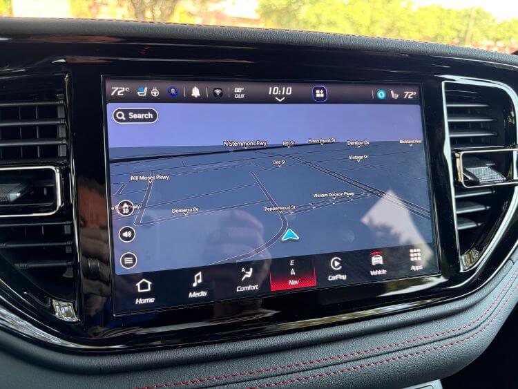 2026-Dodge-Durango-RT-Launch-Edition-navigation