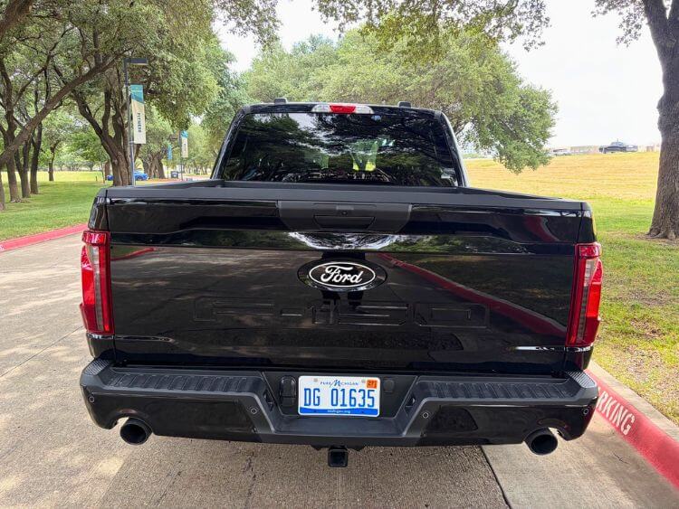 2026-Ford-F-150-Lobo-exterior-8-carpro.
