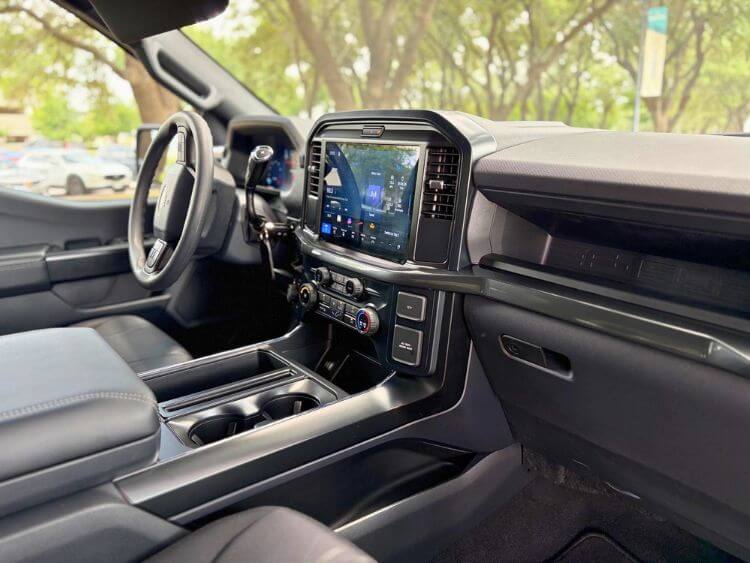 2026-Ford-F-150-Lobo-passenger-side-1-carpro.
