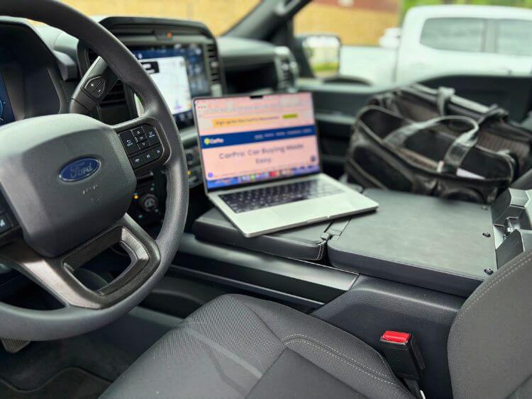 2026-Ford-F-150-Lobo-work-area-carpropg