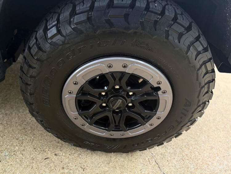 2026-Ford-Ranger-Raptor-wheel-carpro