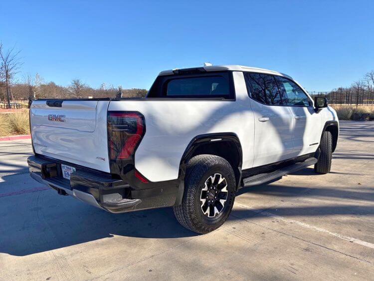 2026-GMC-Sierra-EV-AT4-exterior-10-carpro