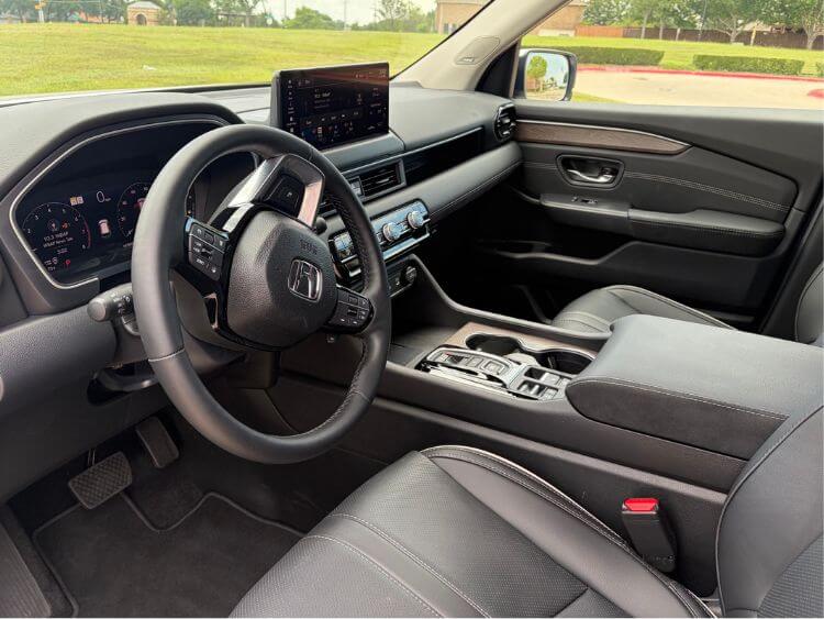 2026-Honda-Pilot-Elite-cabin-hero-carpro