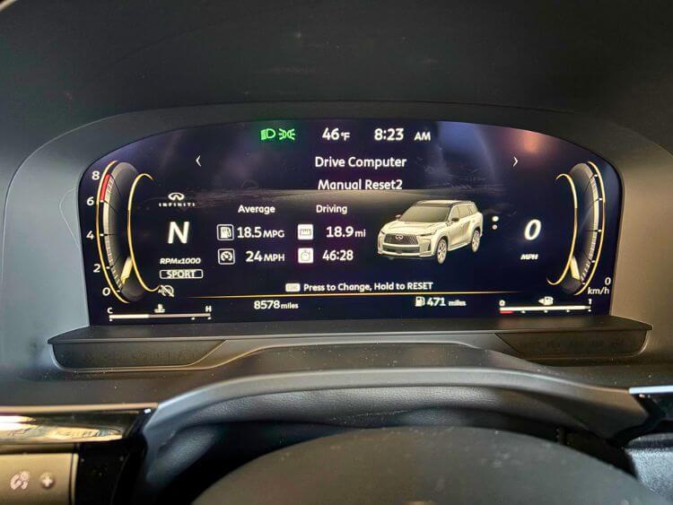 2026-Infiniti-QX60 -Sport-driver-display