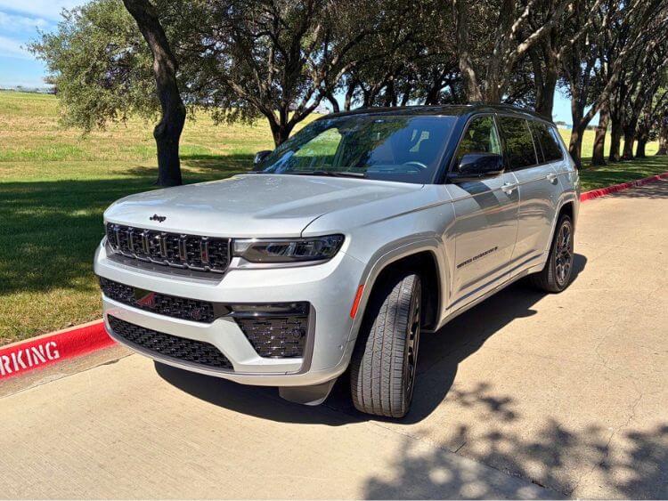 2026-Jeep-Cherokee-L-exterior-2-carpro.