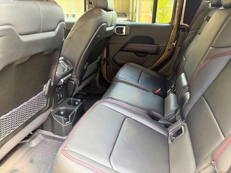 2026-Jeep-Gladiator-Rubicon-X-2nd-row
