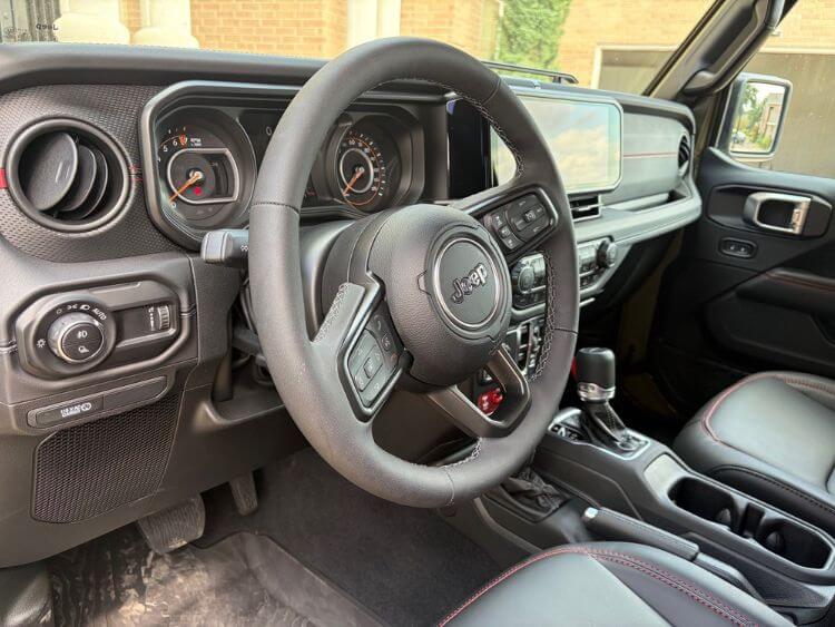 2026-Jeep-Gladiator-Rubicon-X-cabin-1