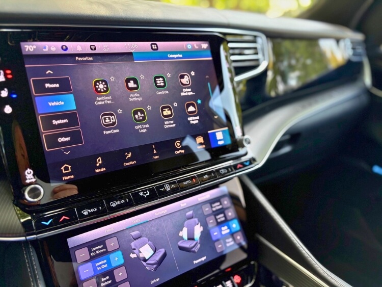 2026-Jeep-Grand-Wagoneer-L-Summit-Obsidian-multimedia-vehicle-settings-carpro.j