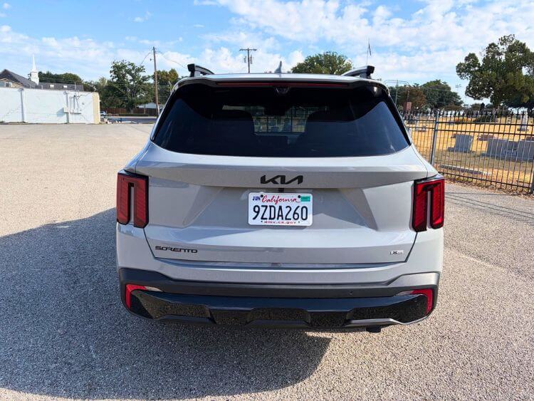 2026-Kia-Sorento-X-Line-SX-Prestige-exterior-3-jpg
