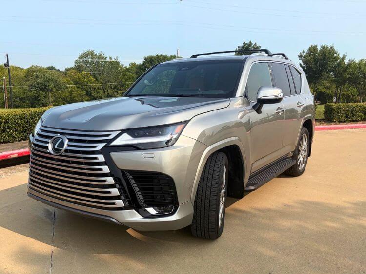 2026-Lexus-700-h-exterior-front-end-feature-carpro