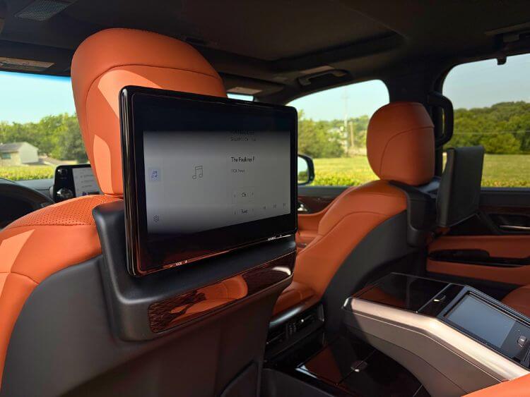 2026-Lexus-700-h-rear-seat-entertainment-carpro