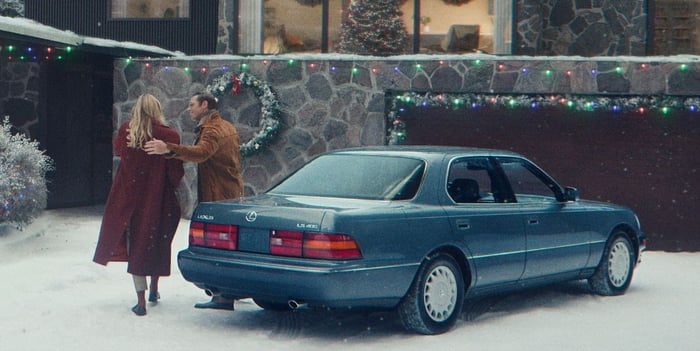 Fleetwood Mac Rings In Another Lexus December To Remember