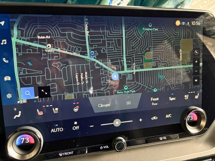 2026-Lexus-TX 550h+-navigation-screen-carpro