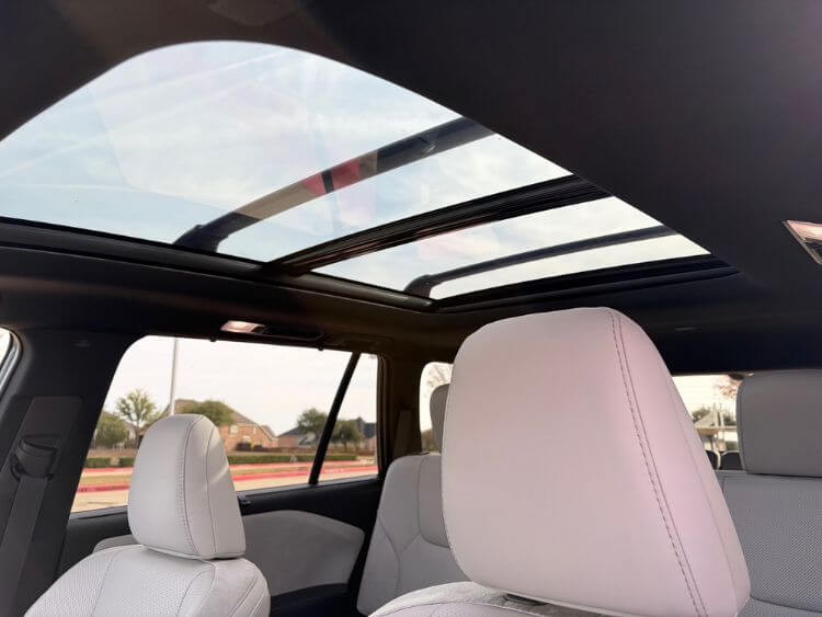 2026-Lexus-TX 550h+-pano-roof-carpro