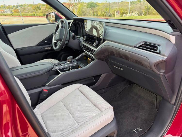 2026-Lexus-TX 550h+-passenger-side-1-carpro