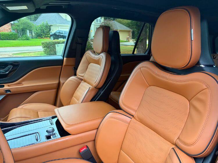 2026-Lincoln-Aviator-Black-Label-front-seats-carpro