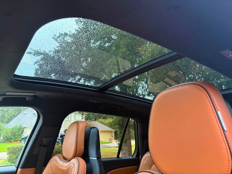 2026-Lincoln-Aviator-Black-Label-sunroof-carpro.j