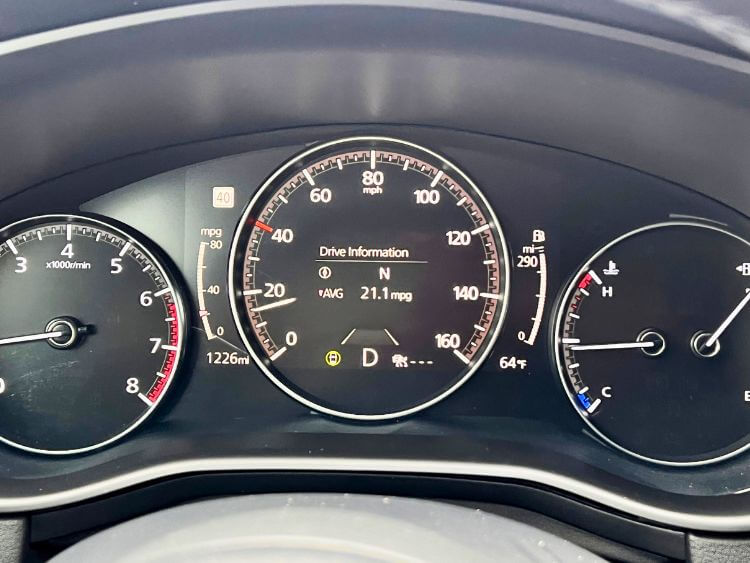 2026-Mazda-cx-50-Meridian-digital-display-carpro