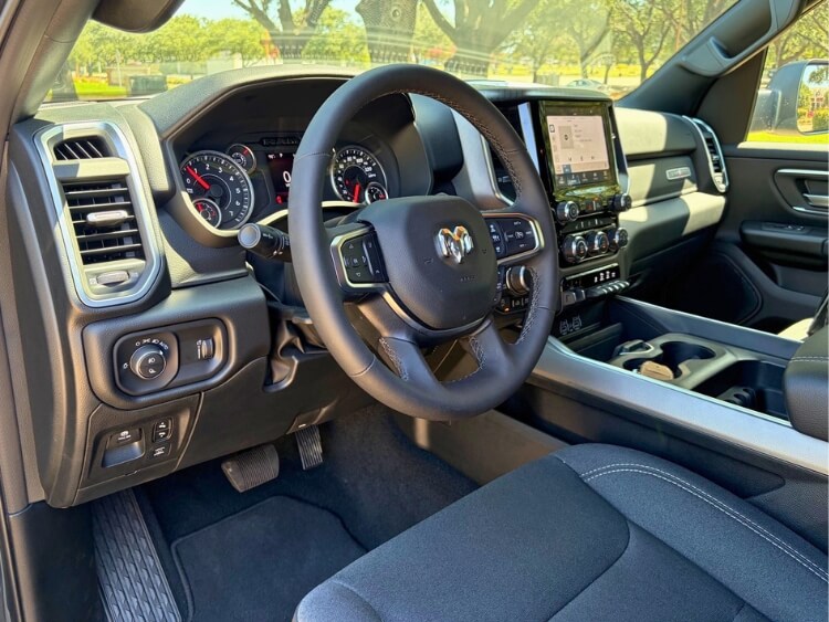 2026-Ram-1500-bighorn-exterior-cabin-feature-carpro