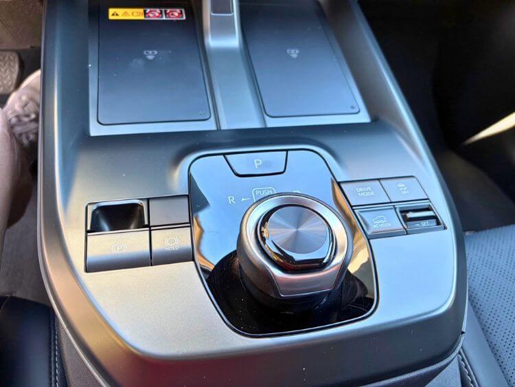 2026-Subaru-Trailseeker-EV-csonole-2-carpro