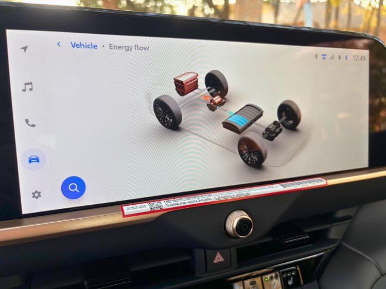 2026-Toyota-Crown-Nightshade-hybrid-power-screen-carpro