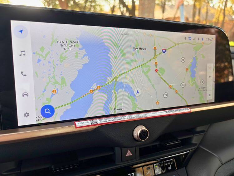 2026-Toyota-Crown-Nightshade-multimedia-navigation