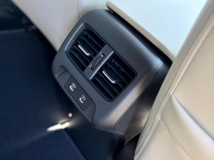 2026-acura-adx-aspec-advance-AC-control-2nd-row-carpro