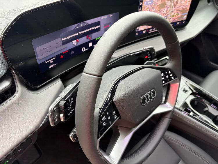 2026-audi-q3-digital-display-carpro.pg