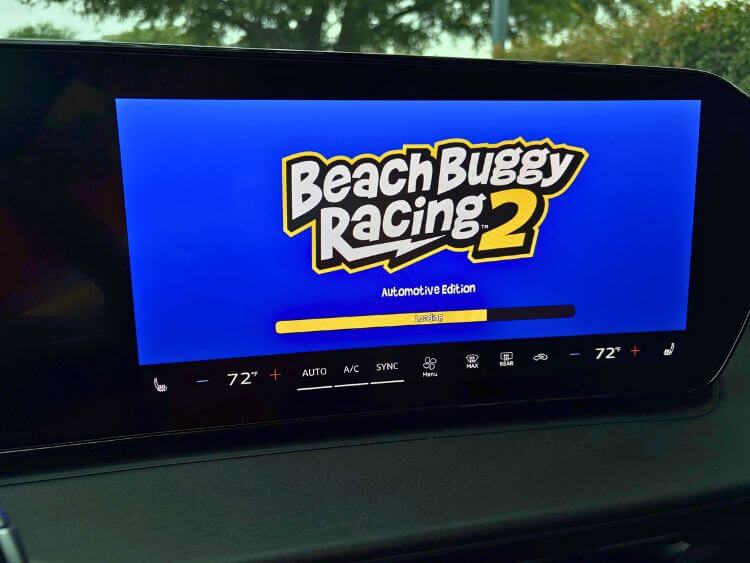 2026-audi-q3-multi-media-screen.-beach-buggy-carpro