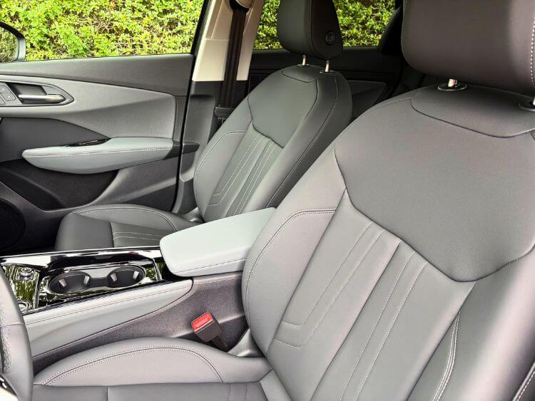 2026-audi-q3-seats-.carpro