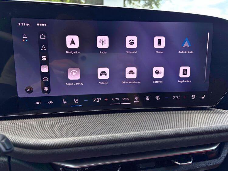 2026-audi-sq-5-red-leather-multimedia-screen-credit-carpro.