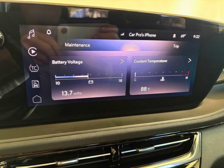 2026-buick-envista-st-multimedia-battery-voltage-.jpg