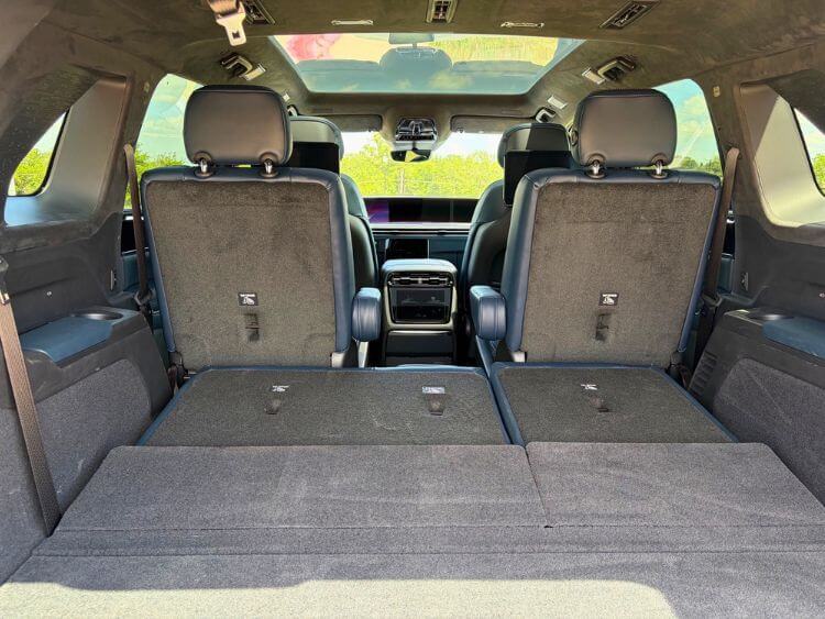 2026-cadillac-escalade-iq-cargo-2-carpro.