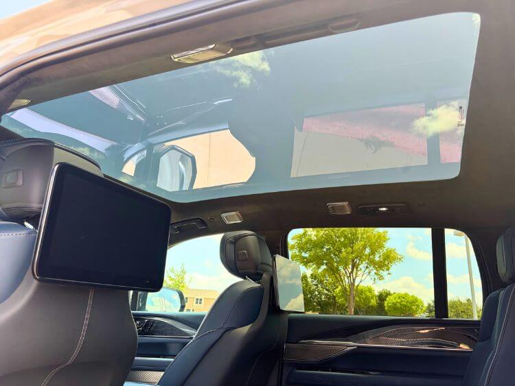 2026-cadillac-escalade-iq-premium-pano-roof-carpro