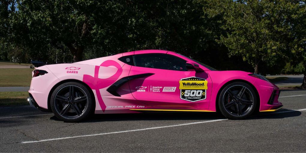 2026-chevrolet-corvette-pink-pace-car-2-credit-chevrolet (1)
