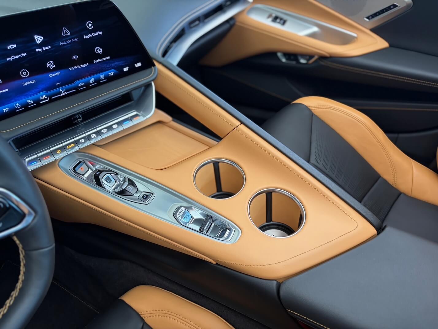 2026-chevrolet-corvette-stingray-2lt-console-carpro.