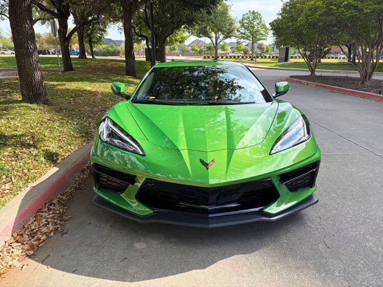 2026-chevrolet-corvette-stingray-2lt-exterior-9-carpro.